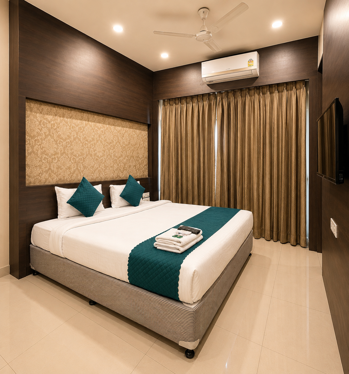 Sai Vijay Double Bed Room
